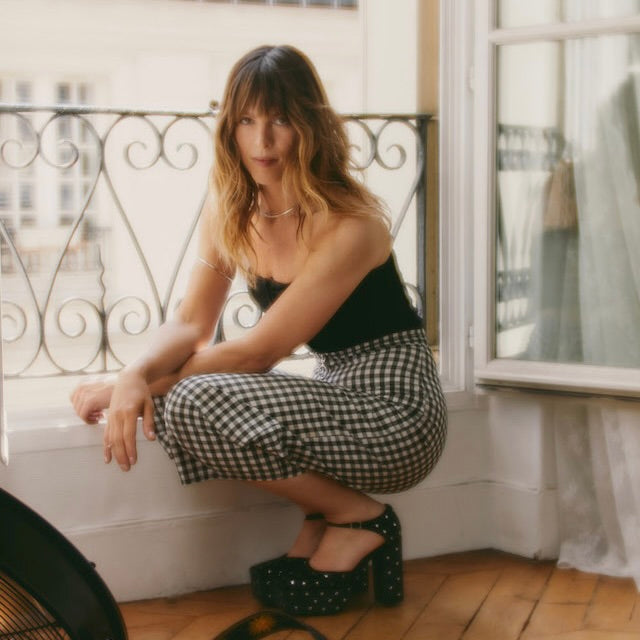 Molody's Echo Chamber